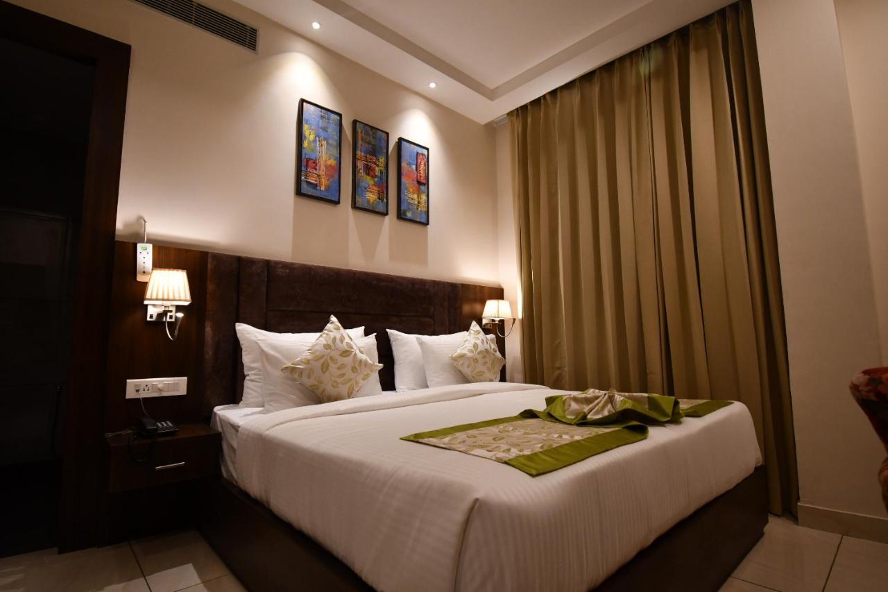 Hotel Ramaya Inn Raiwala Exterior photo