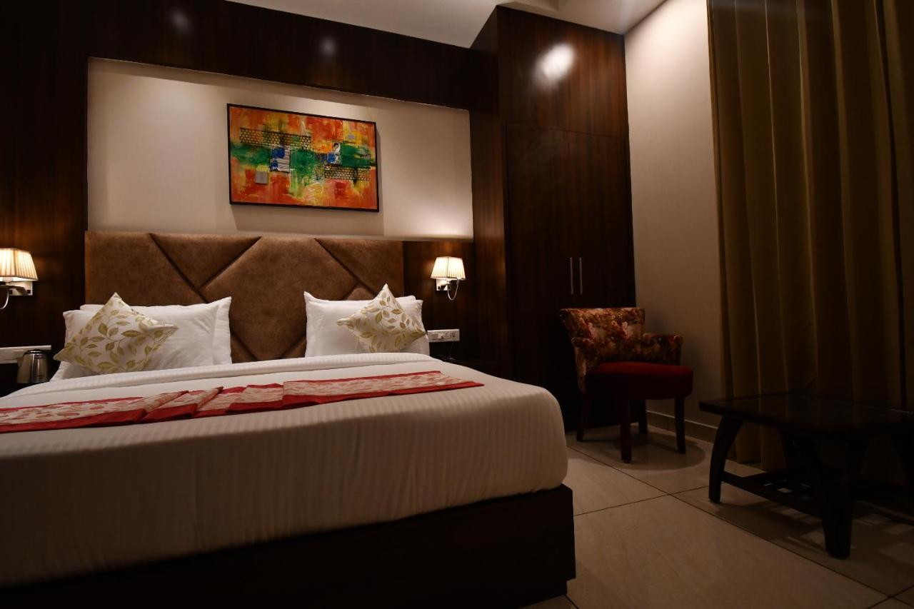 Hotel Ramaya Inn Raiwala Exterior photo